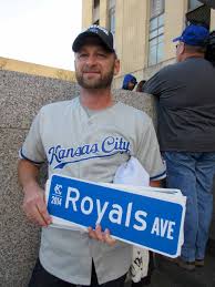 royals_ave